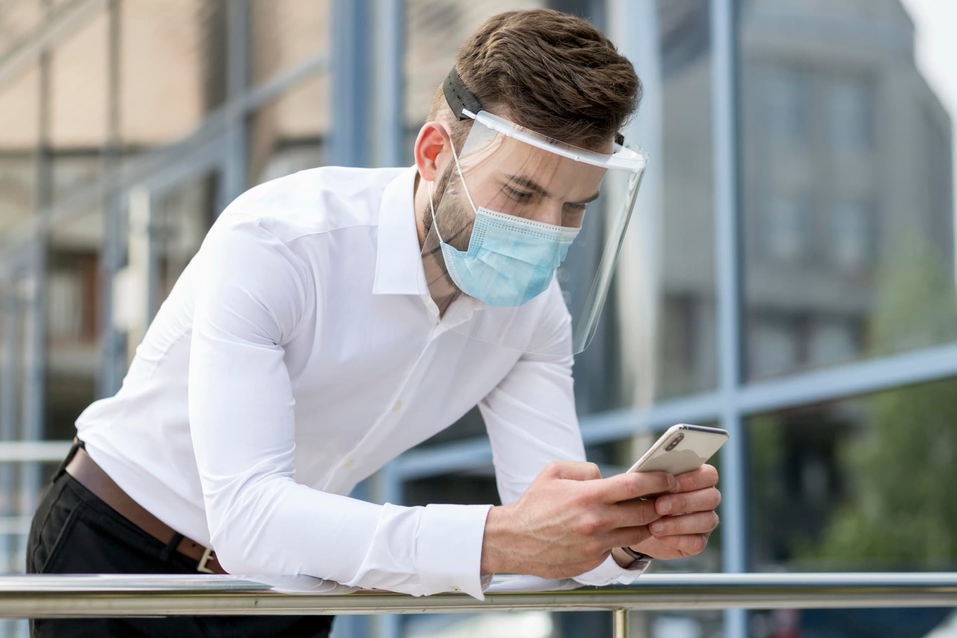 SeeBrees — HEPA-filtered active face shield with companion app